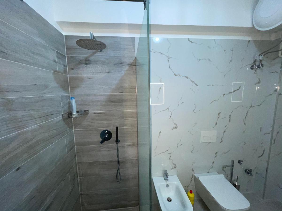 Garden Villa Apartments Sarandë Exterior foto
