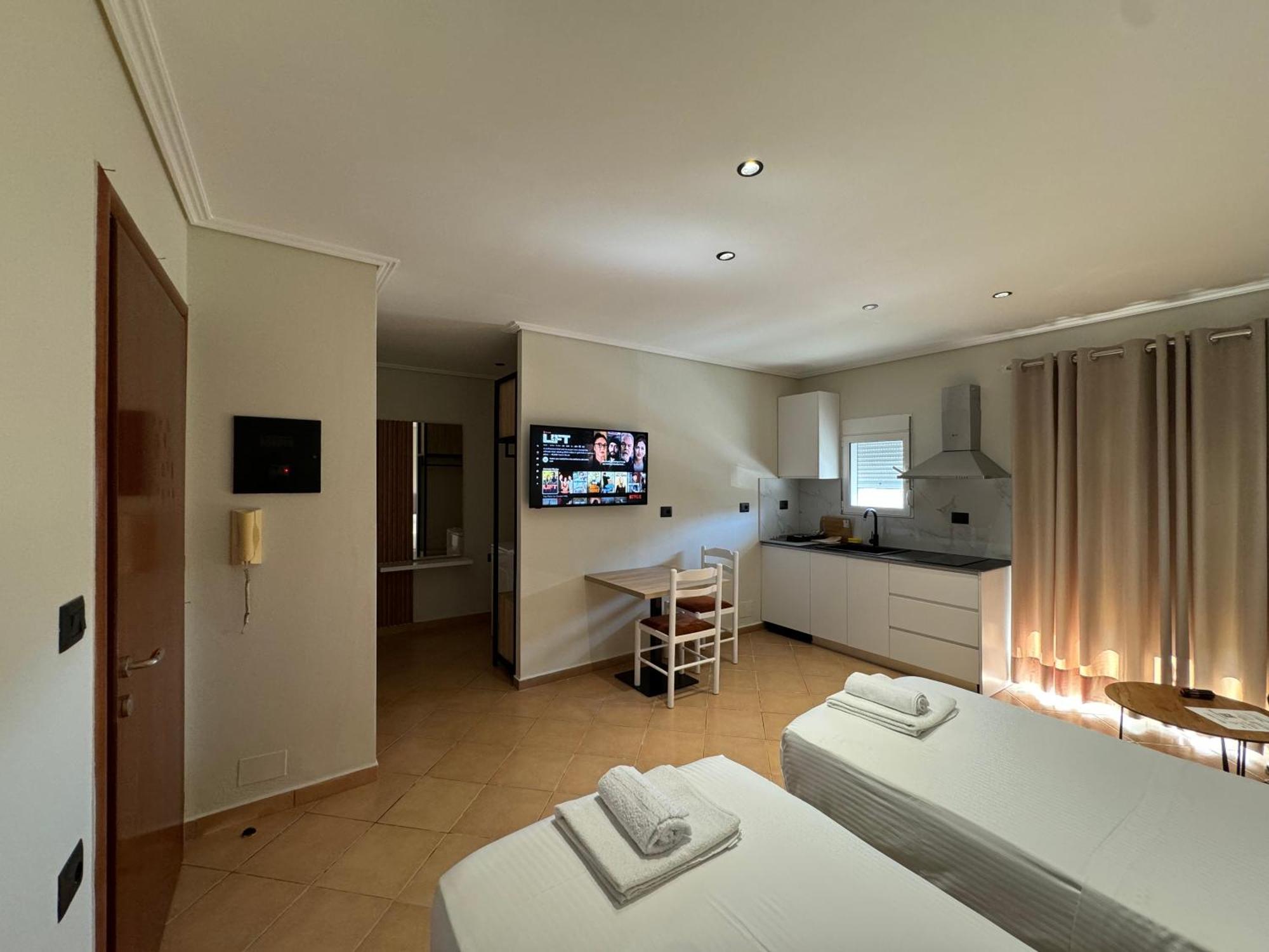 Garden Villa Apartments Sarandë Exterior foto